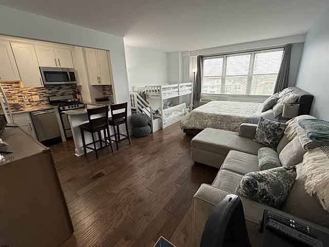 9400  Atlantic - , MARGATE CITY
