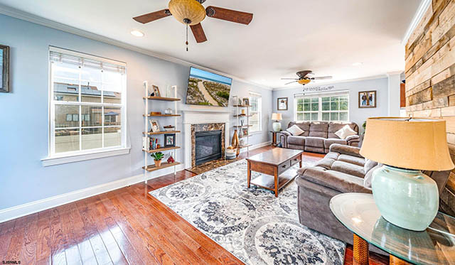 12  Haining - , NORTHFIELD