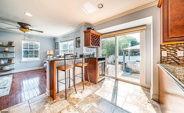 12  Haining - , NORTHFIELD