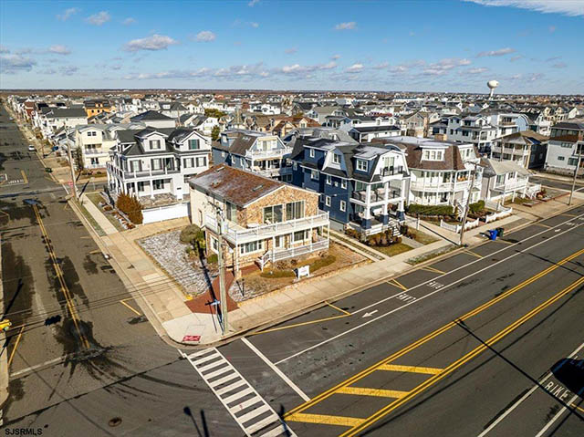 3301  ATLANTIC - , LONGPORT