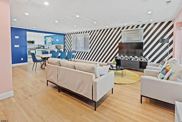 1134  Monroe - , ATLANTIC CITY