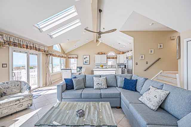 4923  Central - , OCEAN CITY