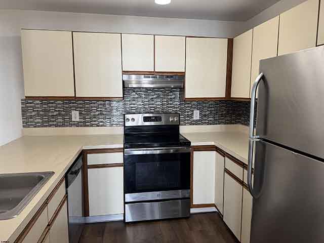 195  Heather Croft - , EGG HARBOR TOWNSHIP